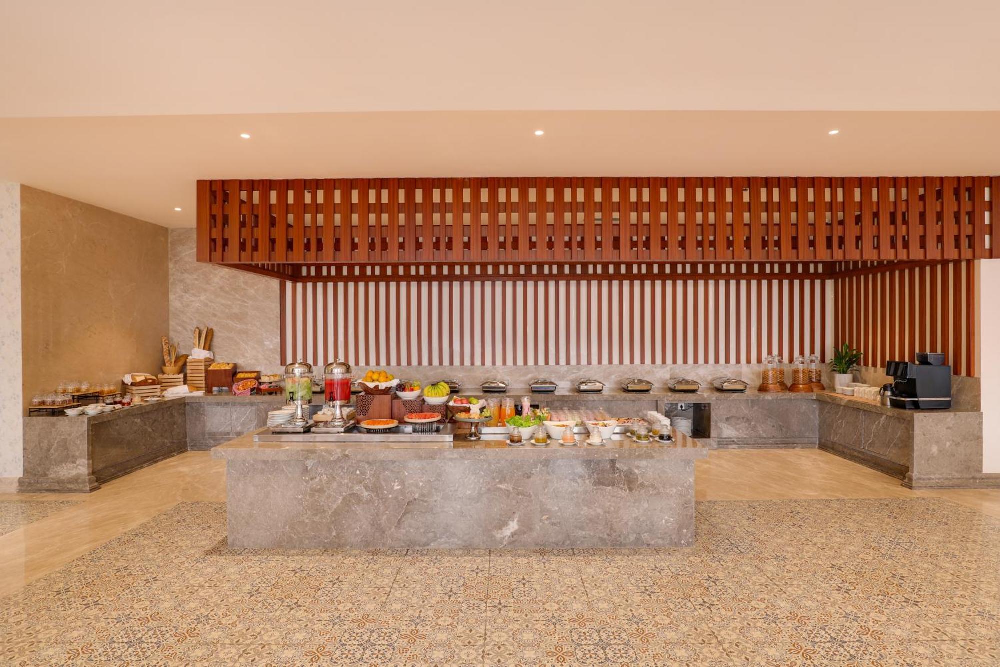 Hotel Lemon Tree Premier Budhanilkantha Kathmandu, Nepal
