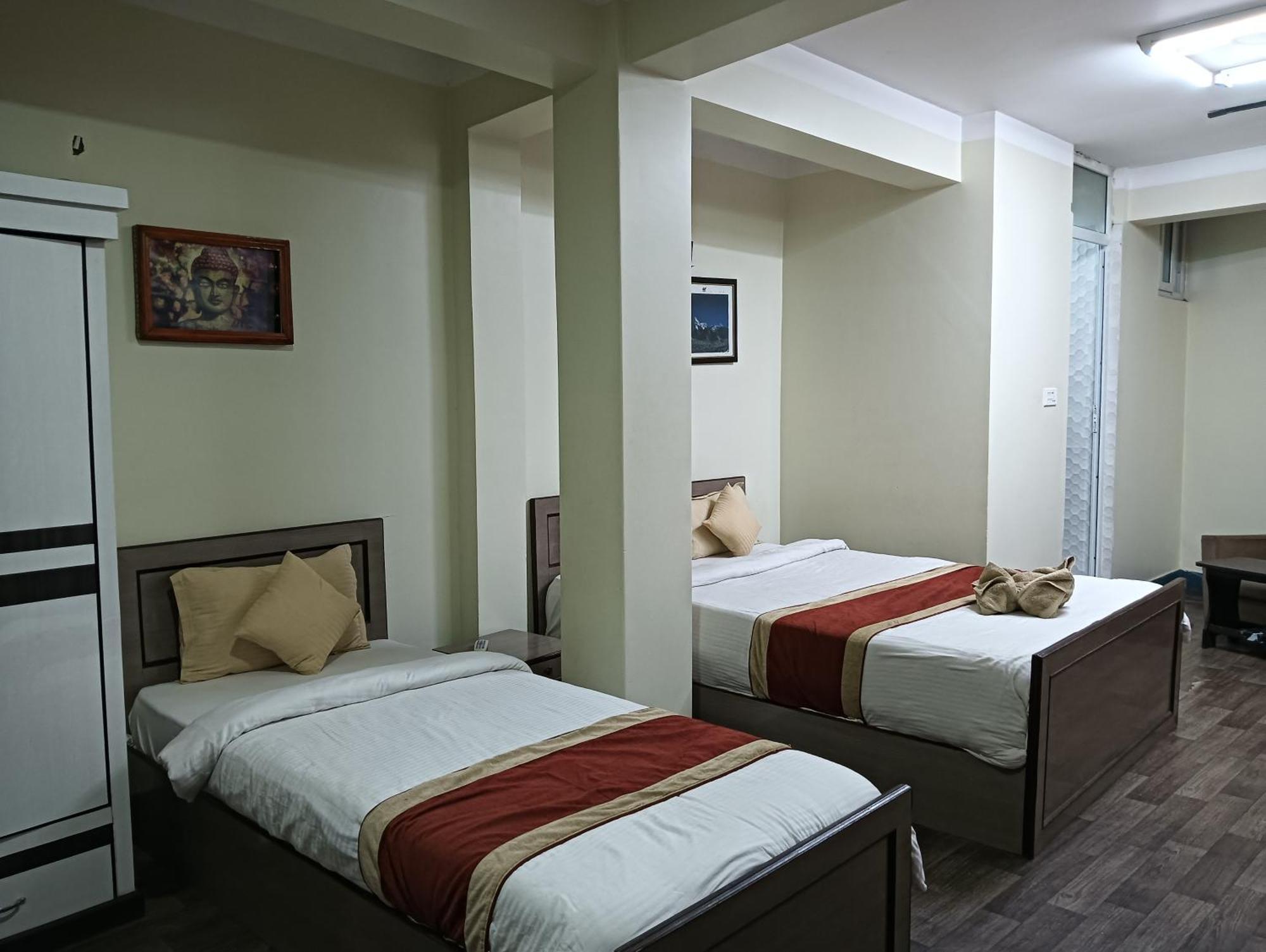 Hotel Pristine *
