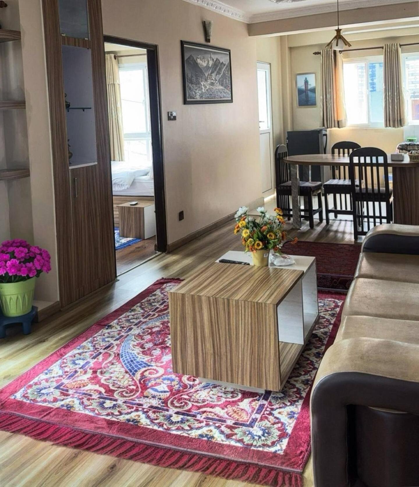 House Of Forrest, Service Apartment *