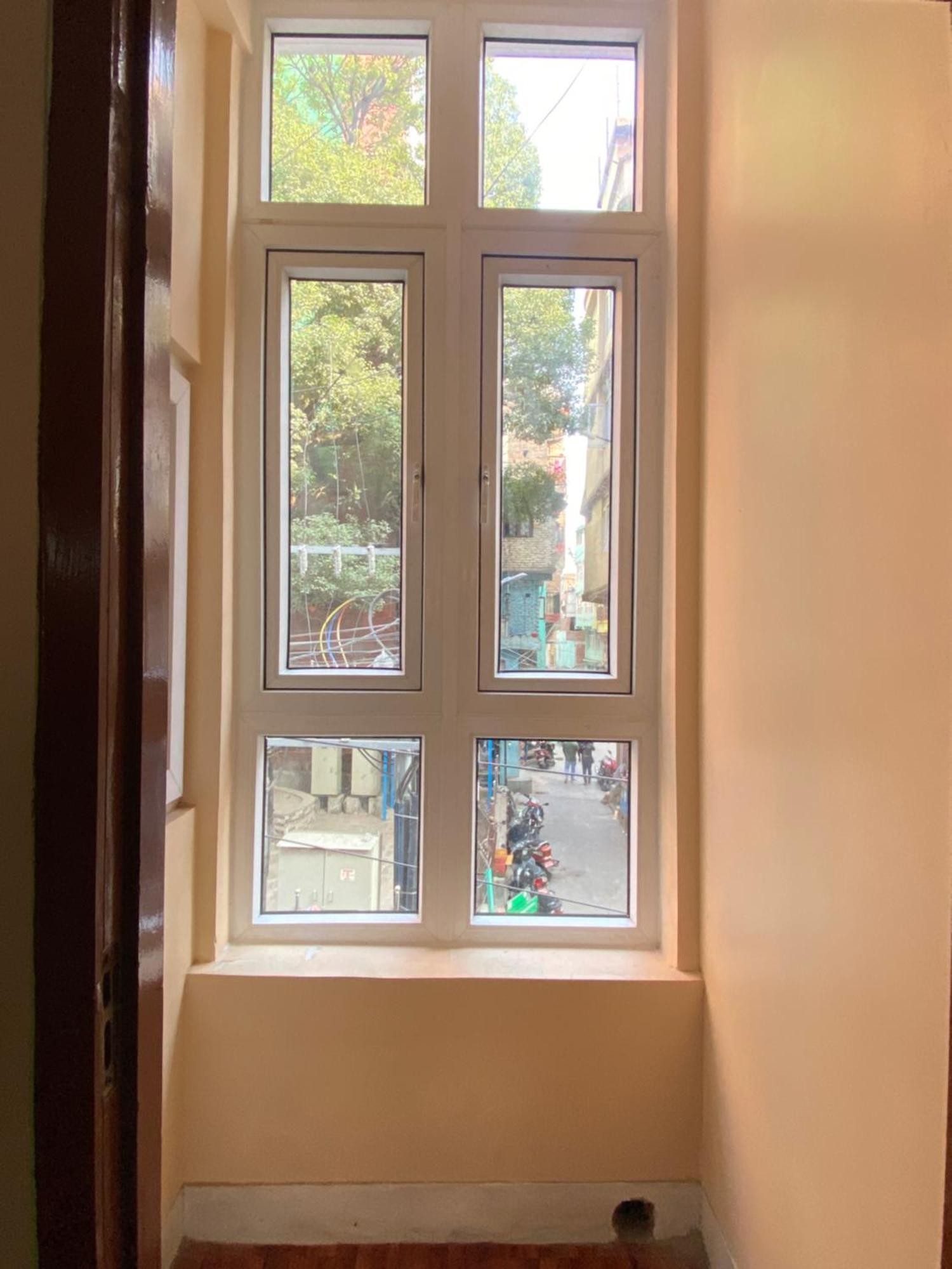 Apartment Cozy French With Balcony Kathmandu