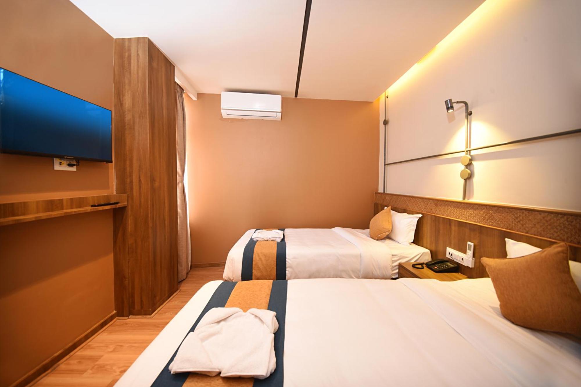 Vistara Hotel 3*