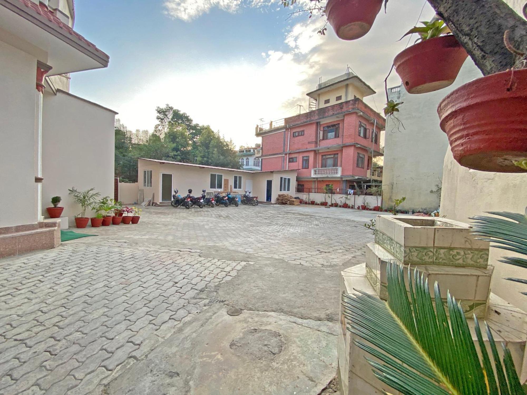 Hotel Dipjyoti Kathmandu