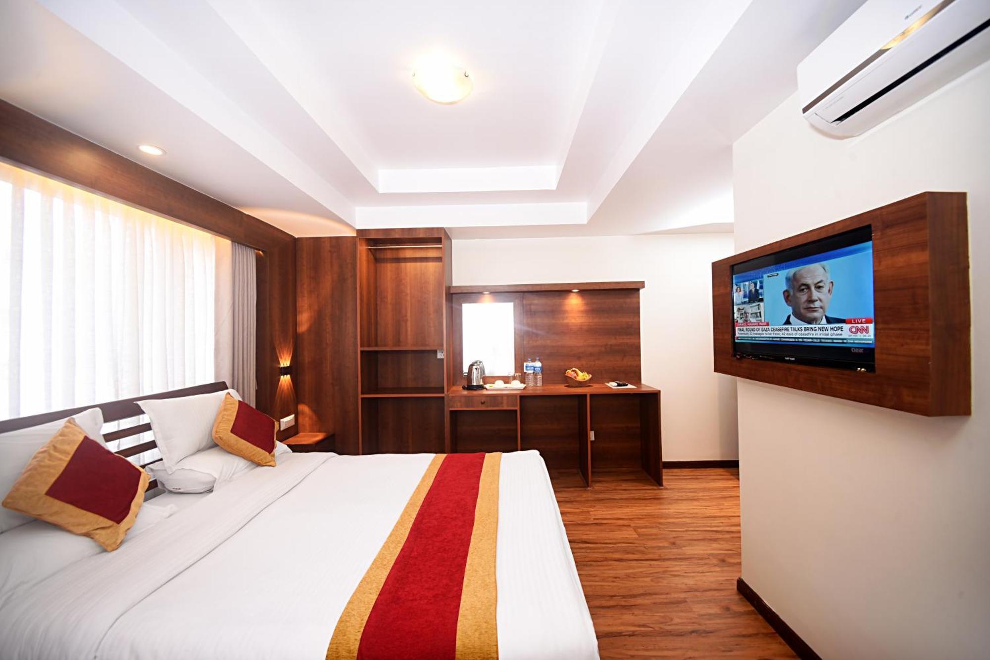 Hotel Friends 3*