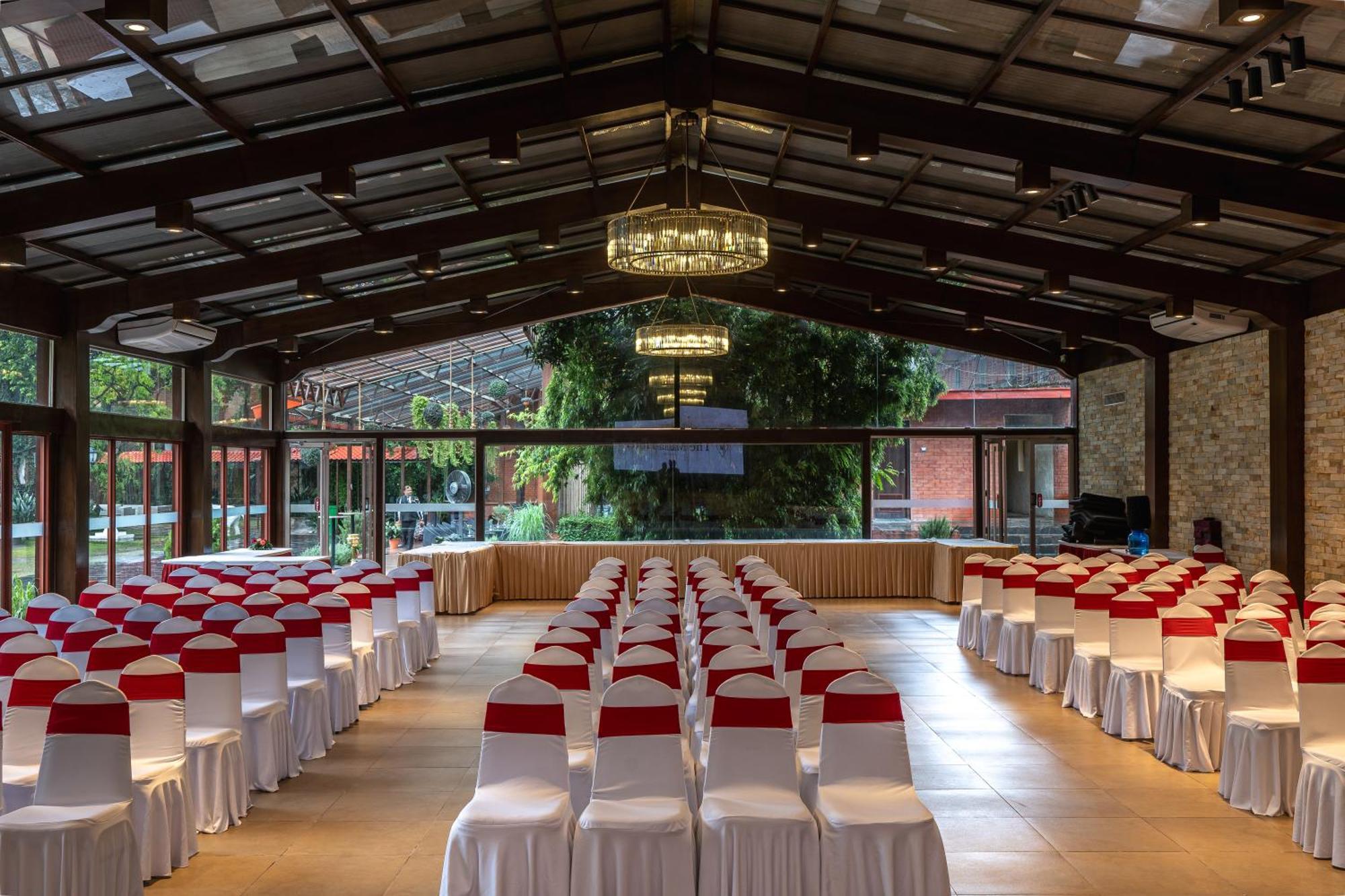 Hotel The Malla - Thamel, 2 Km To Swayambhunath Temple