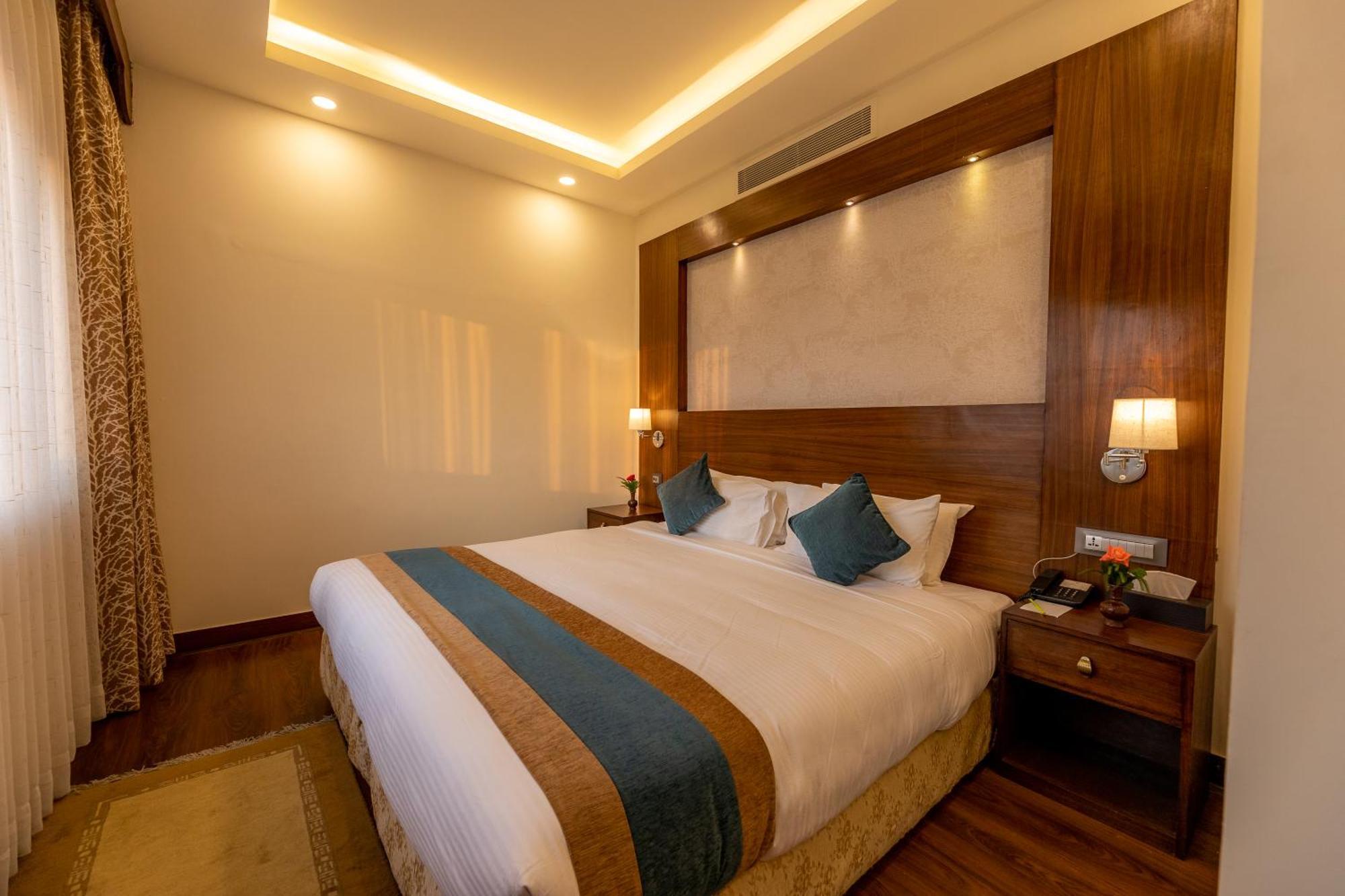 Hotel The Malla - Thamel, 2 Km To Swayambhunath Temple 5*