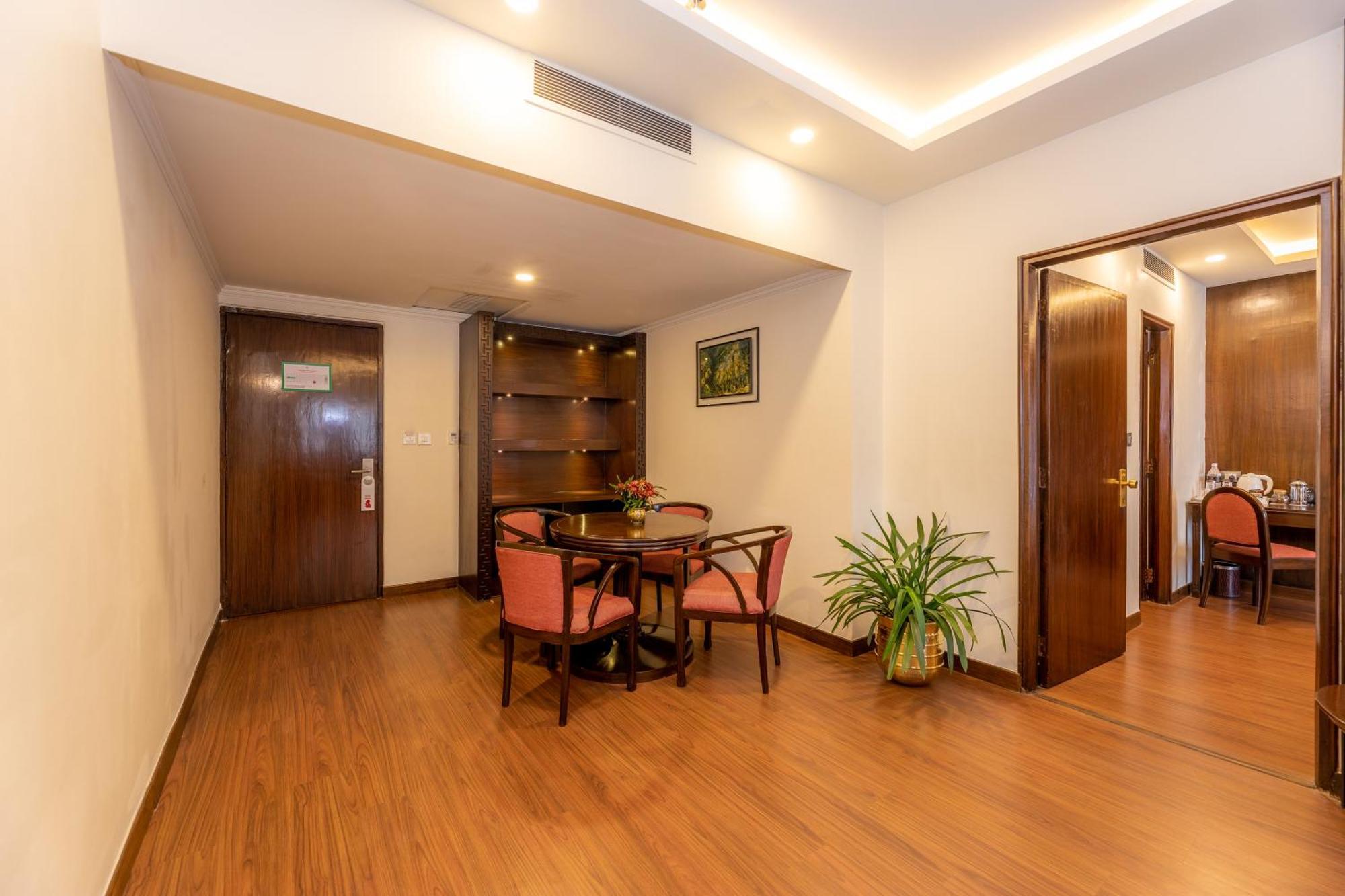 The Malla - Thamel, 2 Km To Swayambhunath Temple Hotel 5*