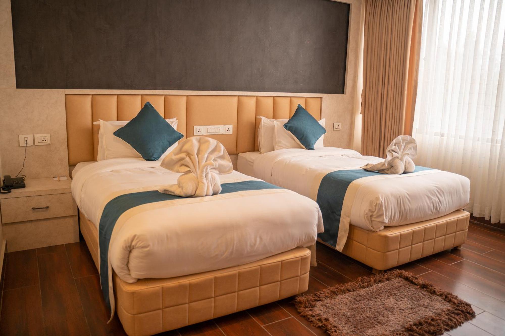 Black Diamond - Transit Point Inside 4* Kathmandu
