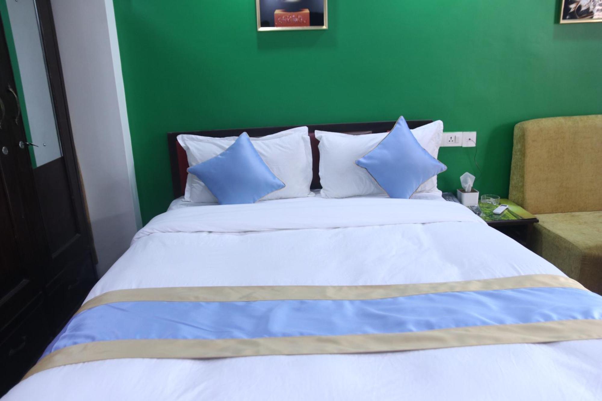 Hotel Charming Durbar *