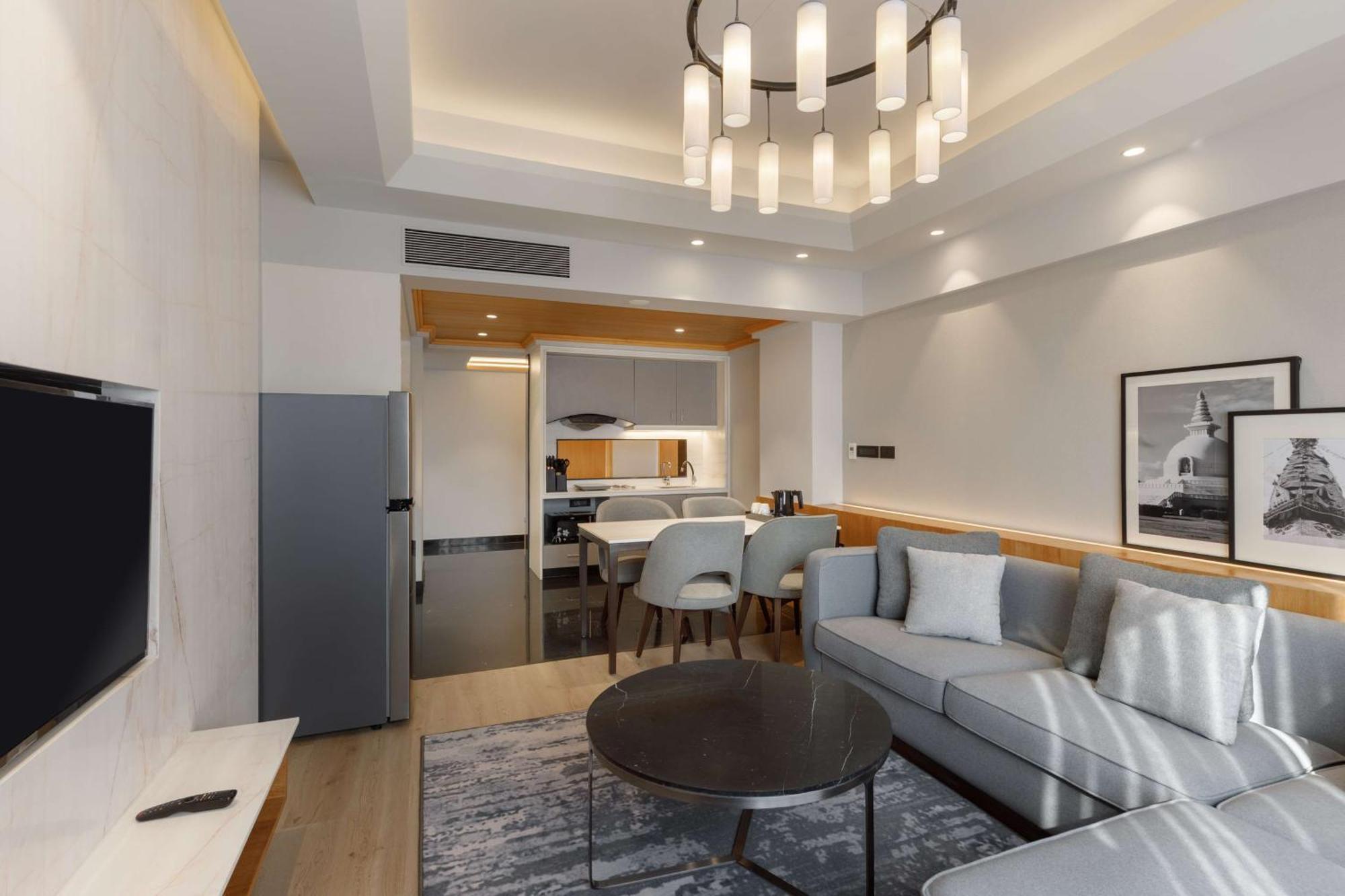 Radisson Hotel 5*