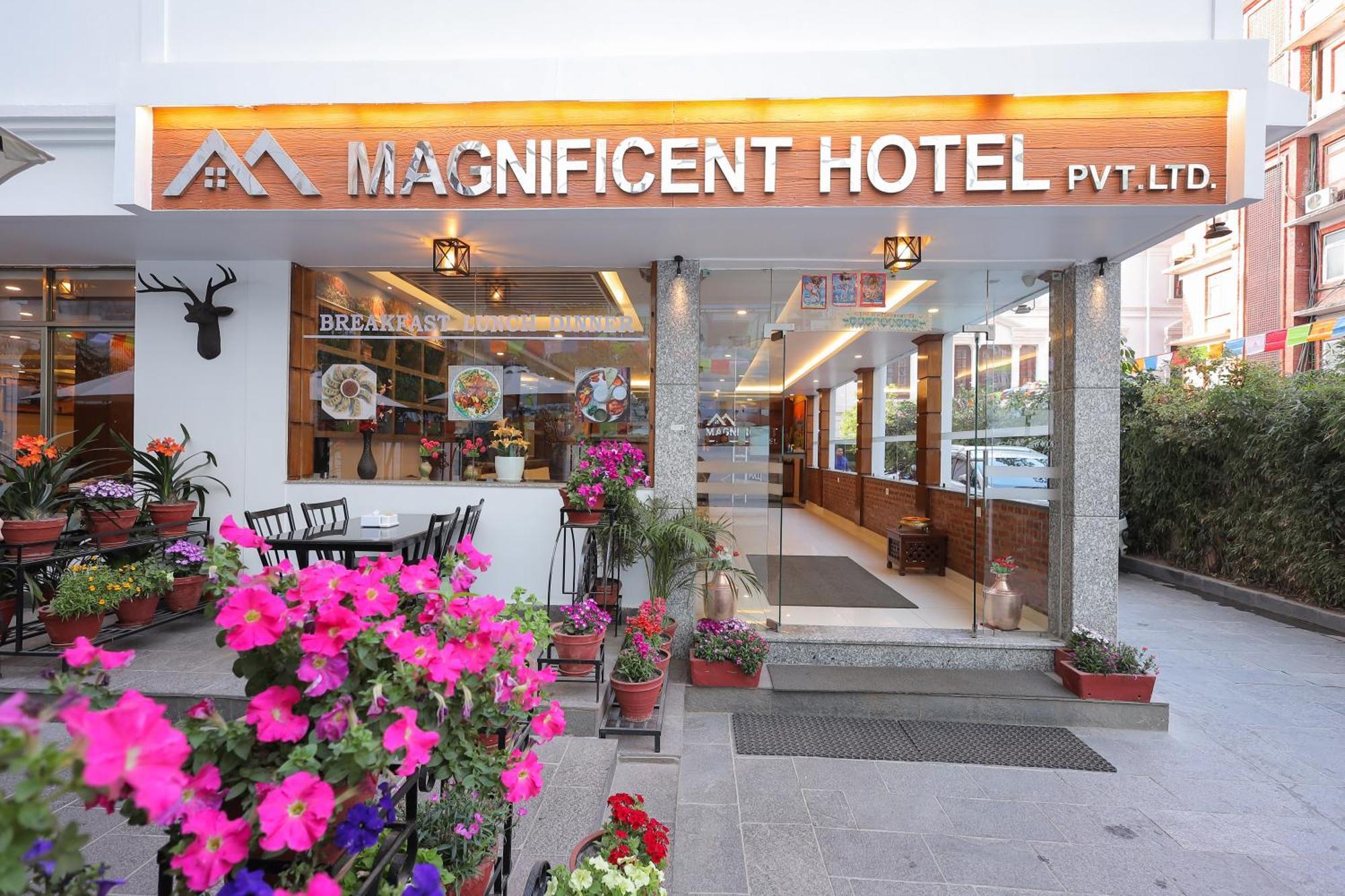 Magnificent Hotel 3*