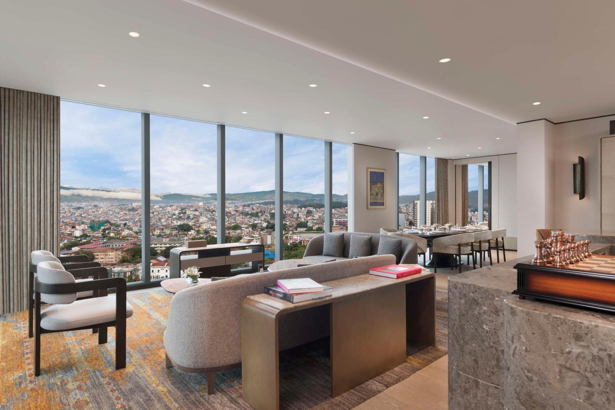 Hilton Hotel 5*