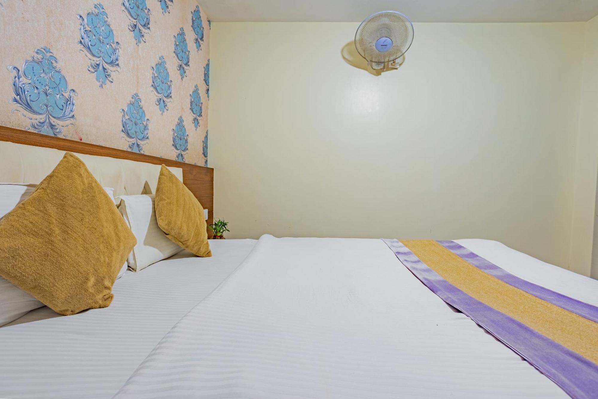 Oyo 821 Gauri Hotel