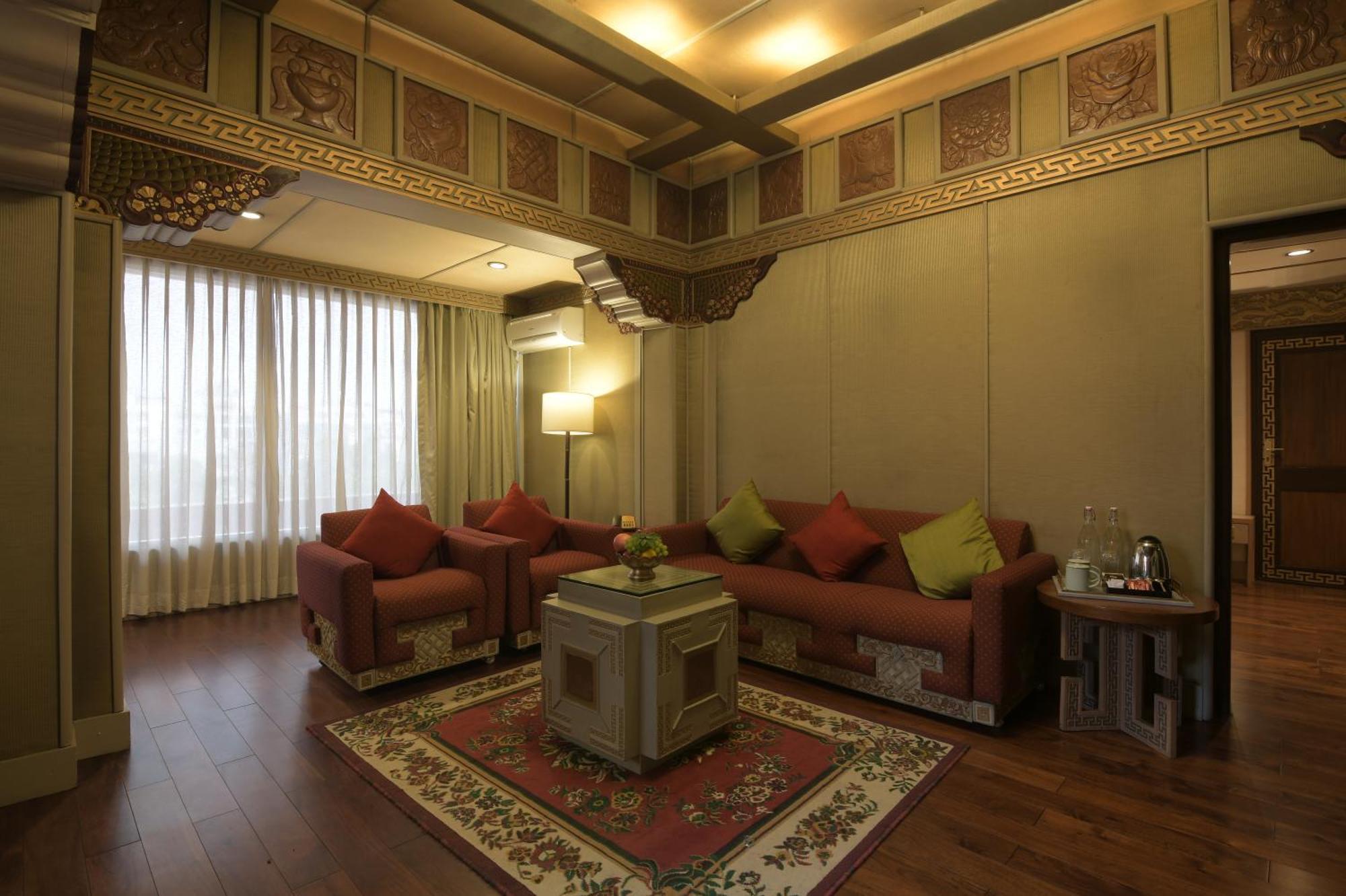 Yak & Yeti Hotel