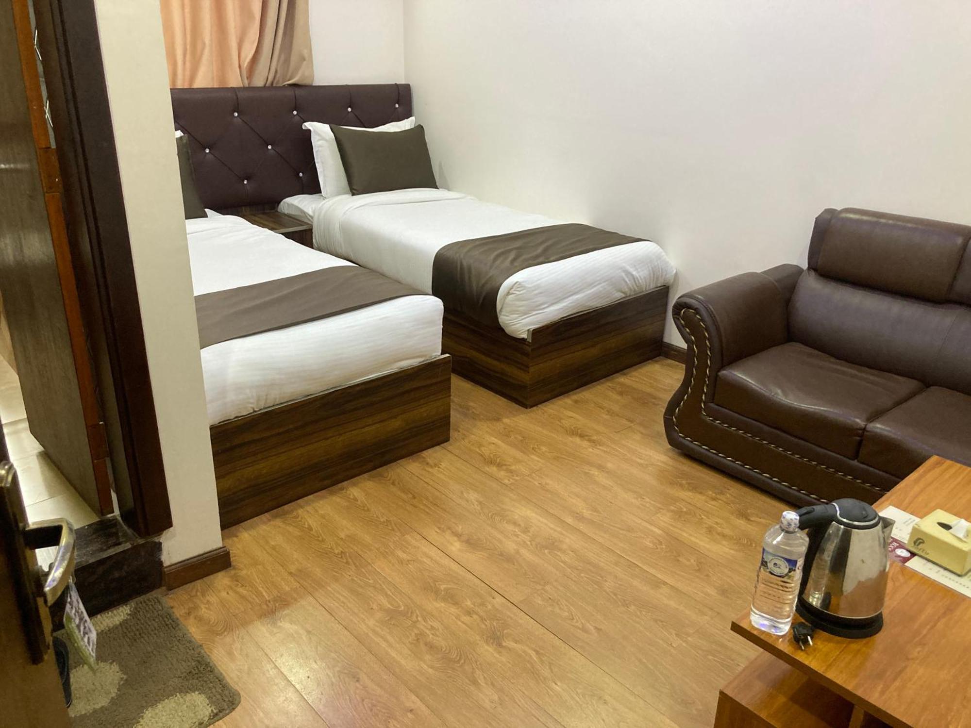 Dream Palace Hotel