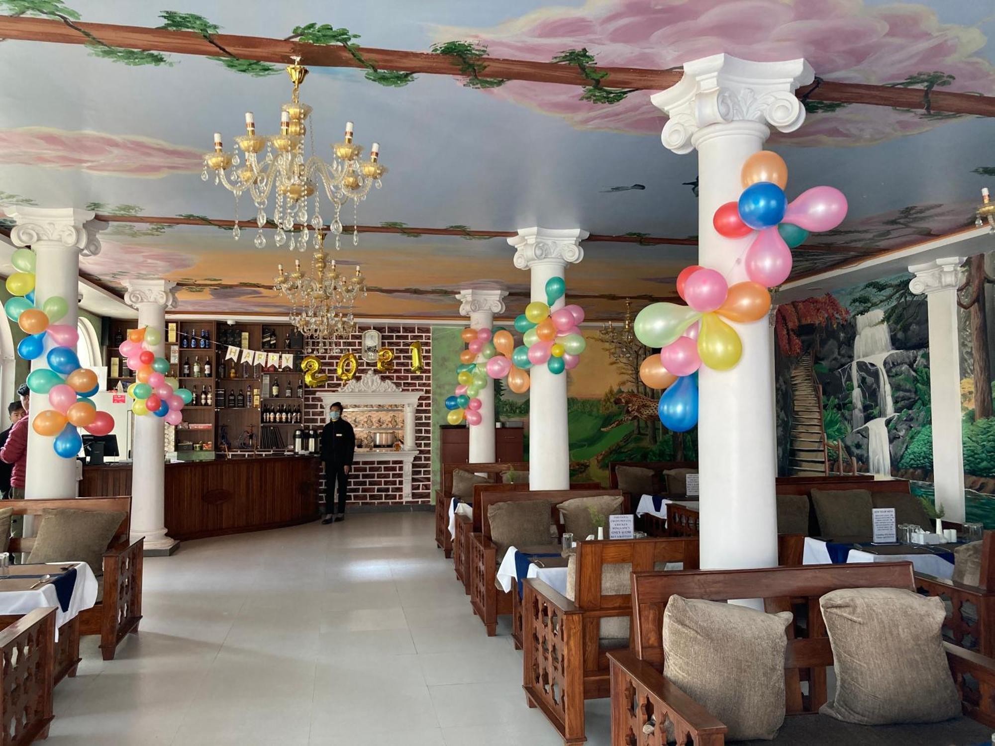Hotel Dream Palace 3*