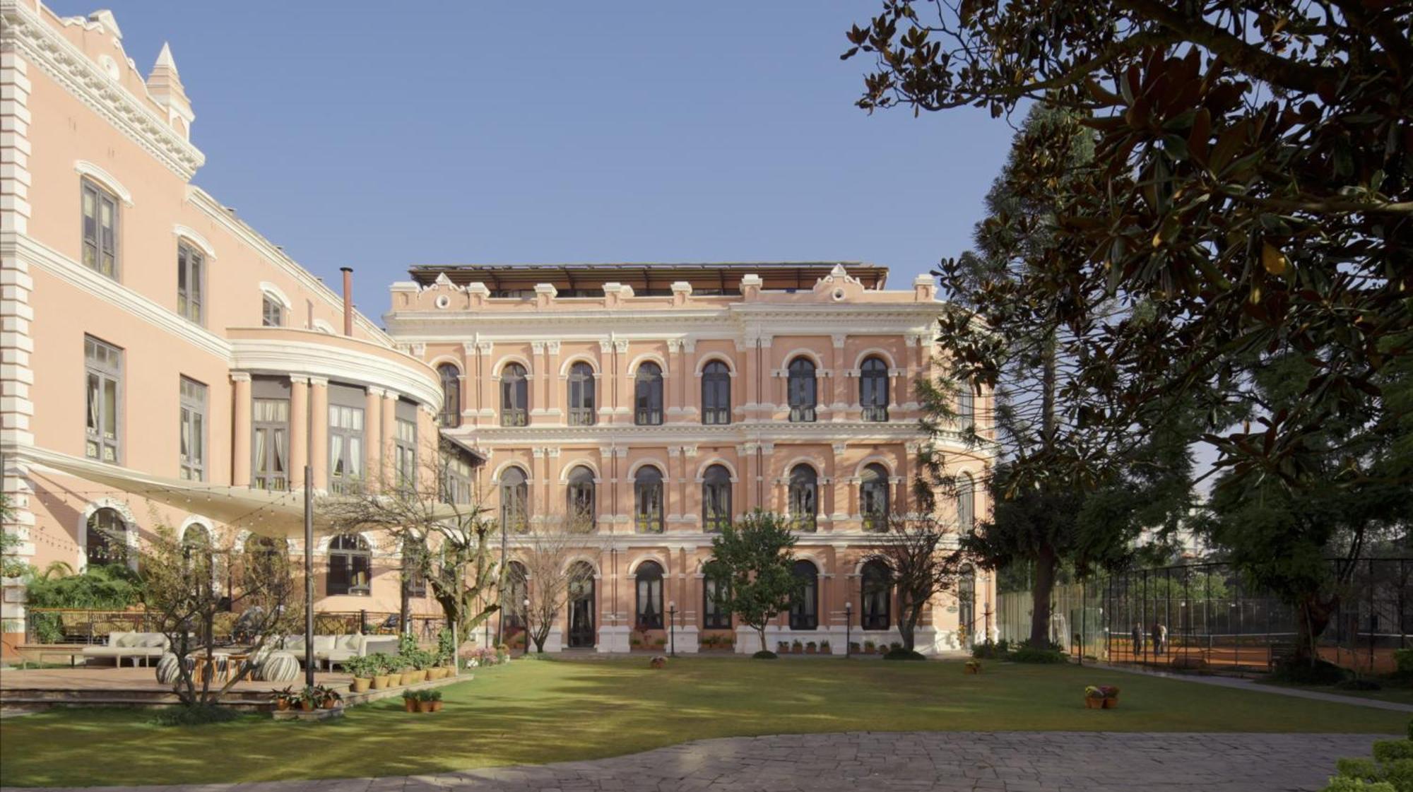 Yak & Yeti Hotel 5*