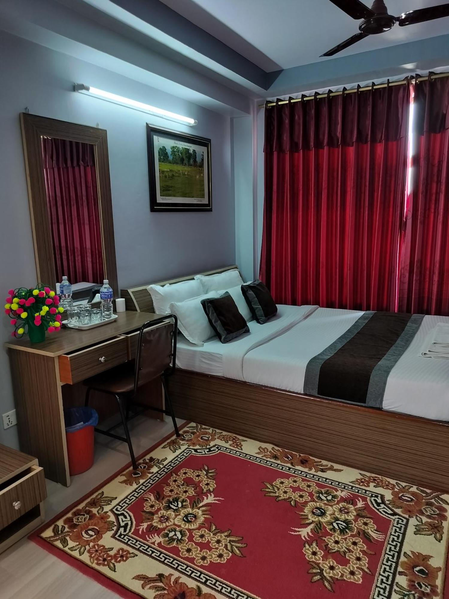 Hotel Three Brothers And