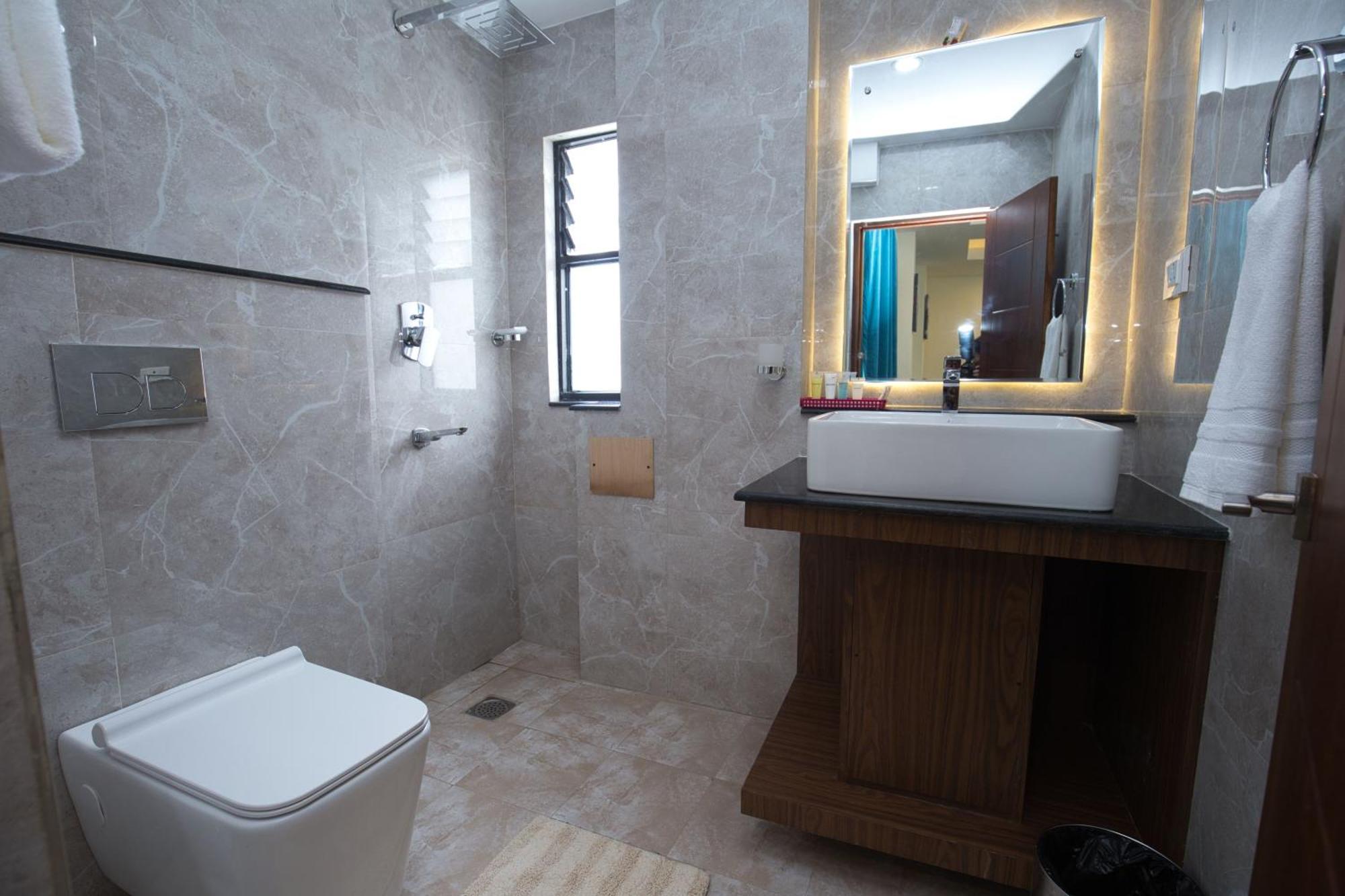 Grand View Hotel 3*