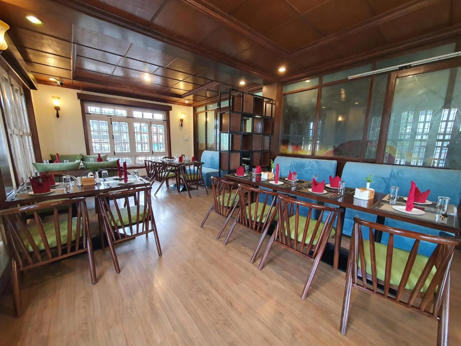 Grand View Hotel