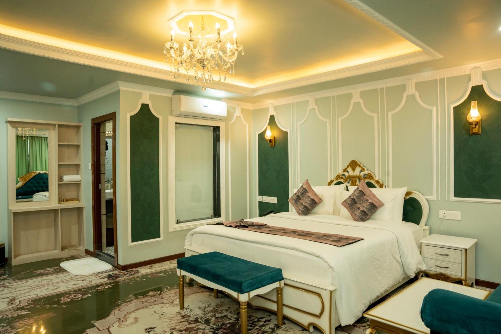 G Ramayana 5* Kathmandu