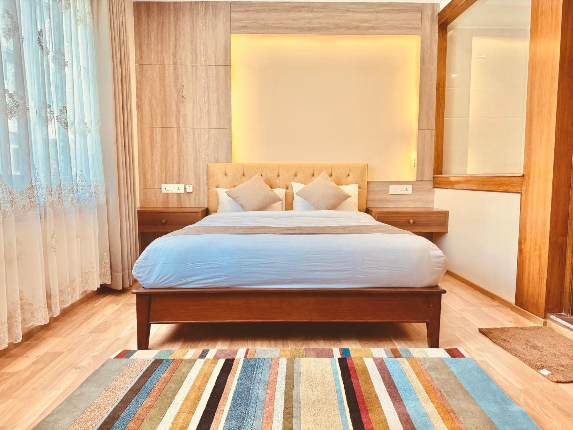 Hotel Bayberry - Near Tribhuvan International Airport Kathmandu