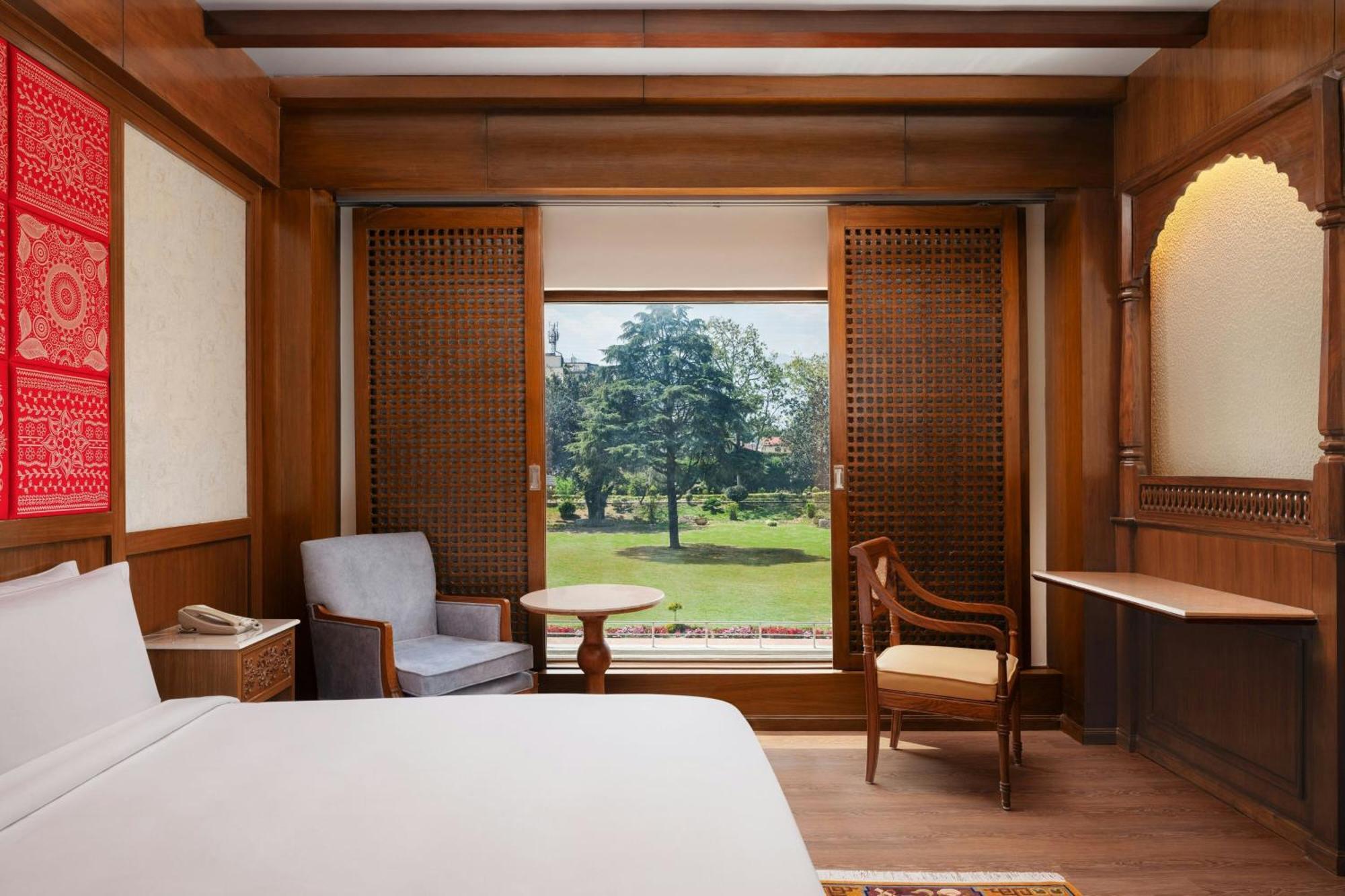 The Soaltee Kathmandu, Autograph Collection 5*