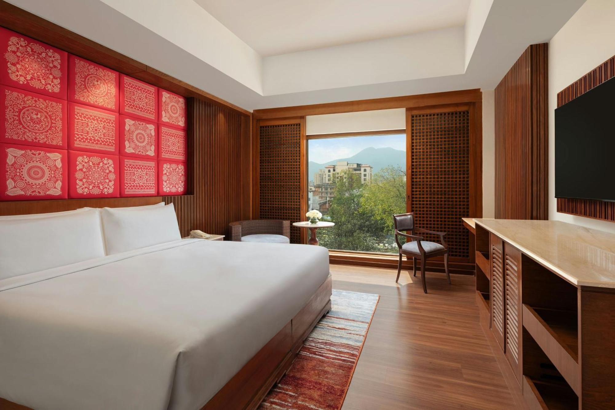 Hotel The Soaltee Kathmandu, Autograph Collection 5*