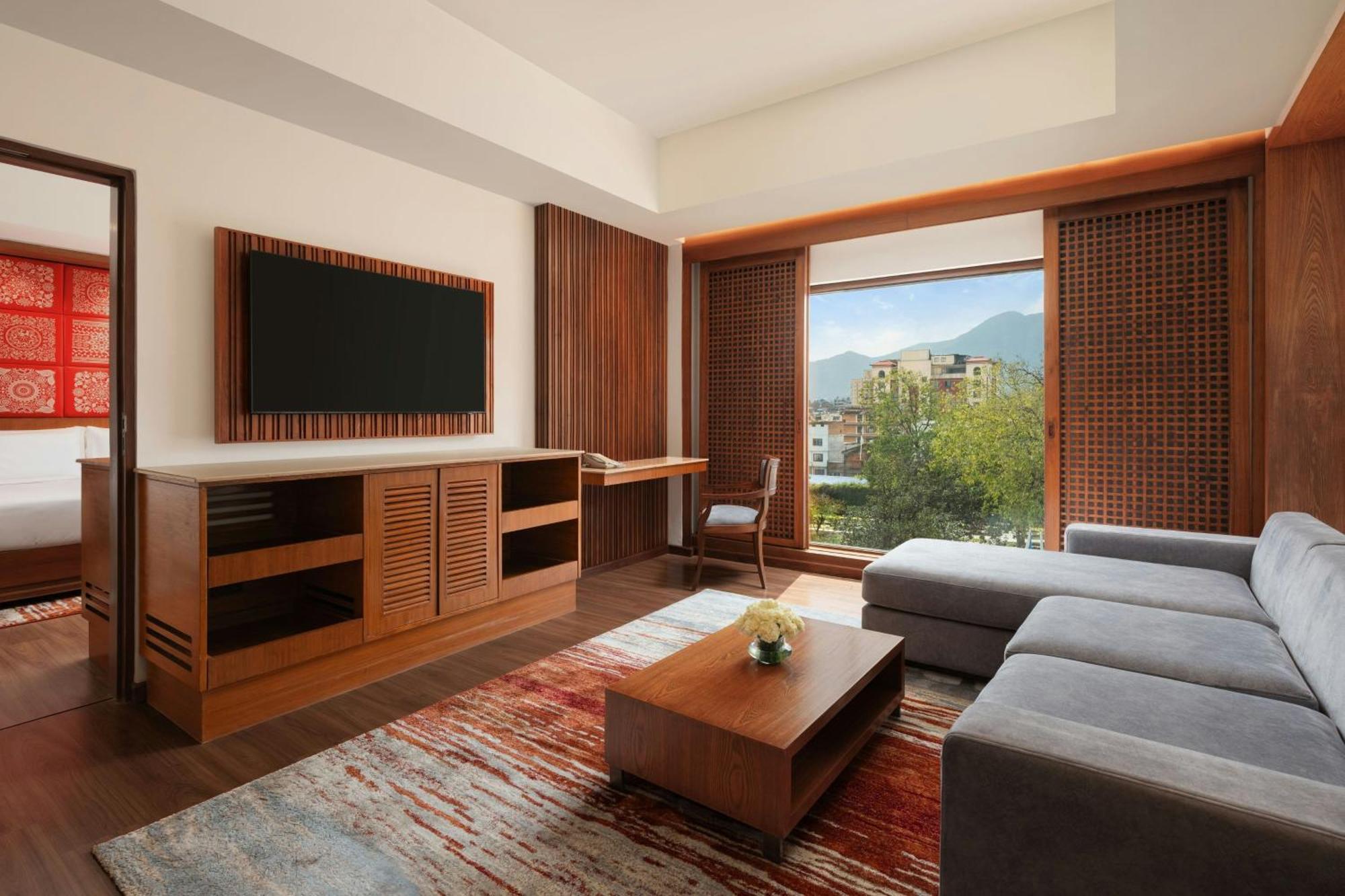 Hotel The Soaltee Kathmandu, Autograph Collection 5*