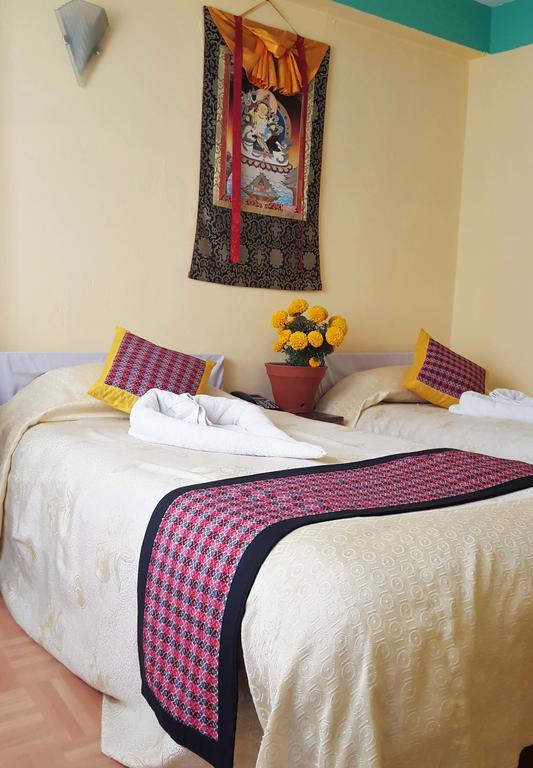 Simrika Homes 2*