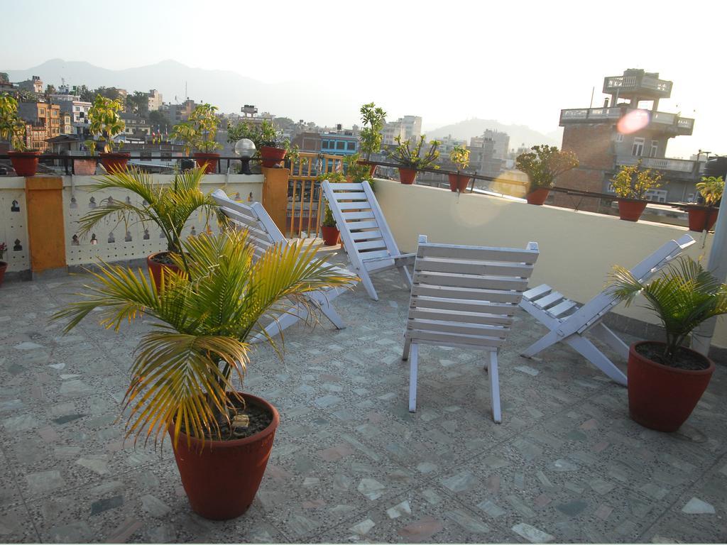 Elbrus Hostel *
