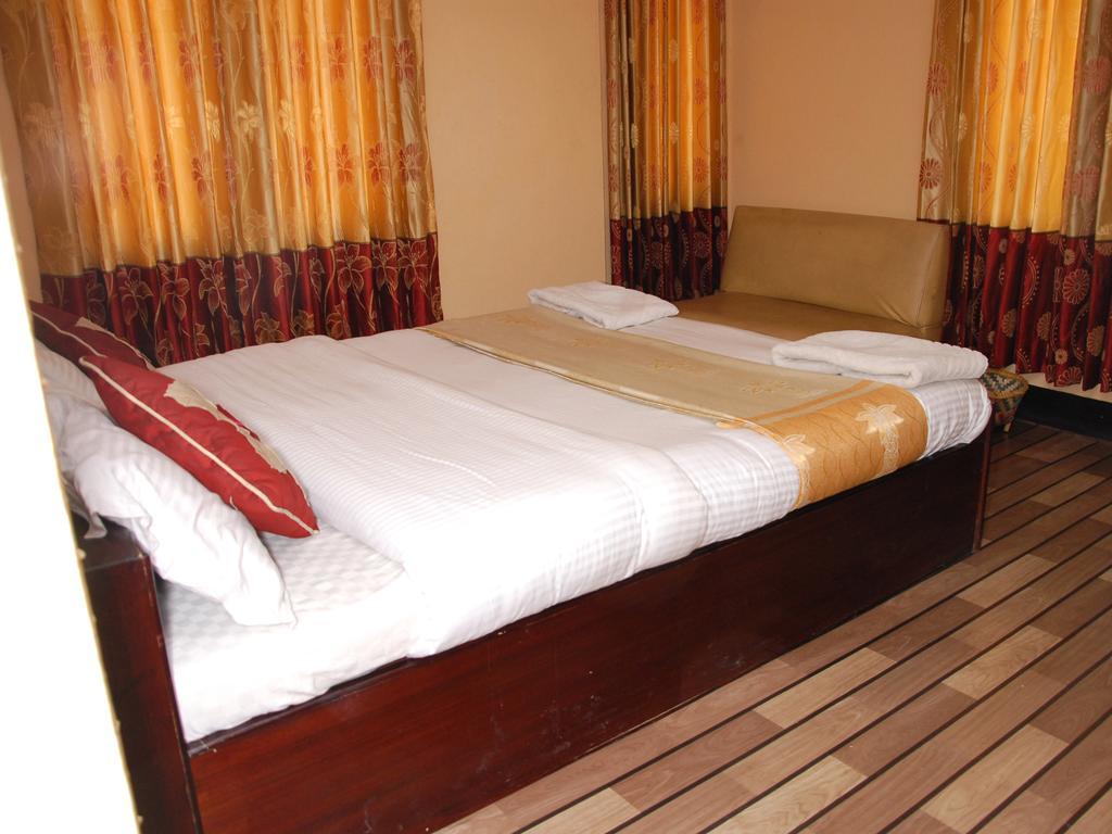 Hostel Elbrus