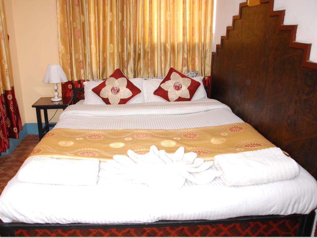 Hostel Elbrus *