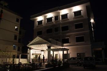 Harmika Hotel