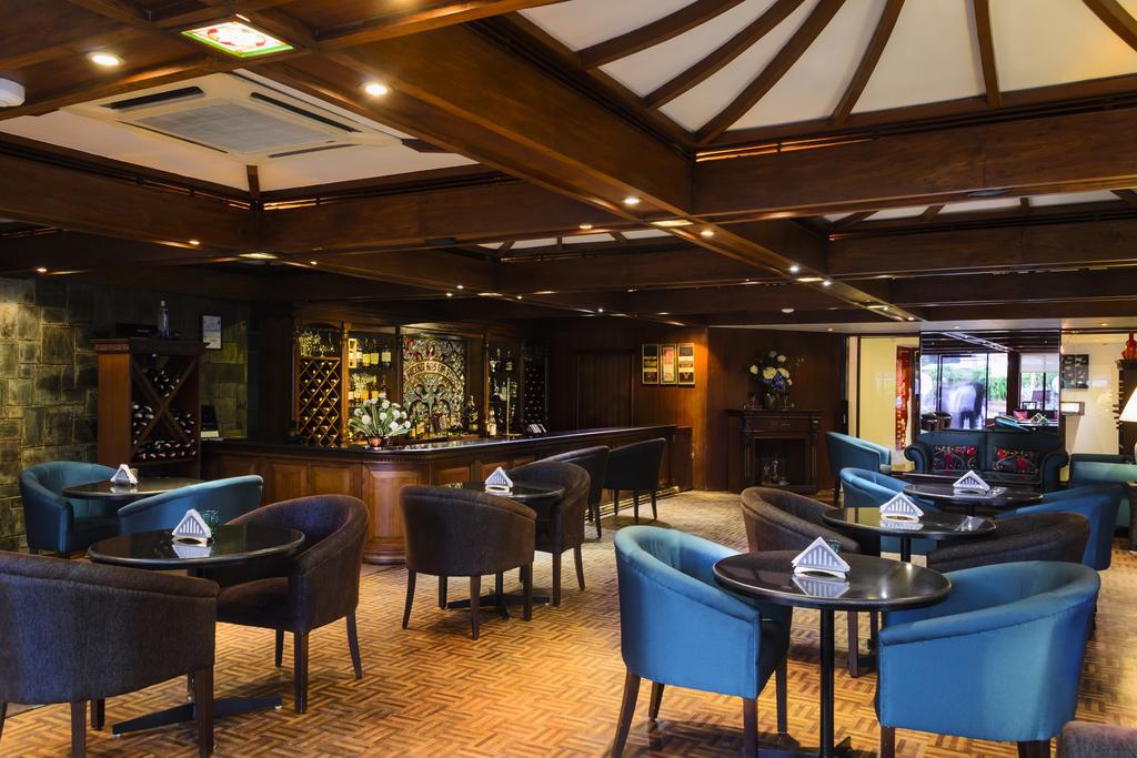 Hotel De L' Annapurna 5*