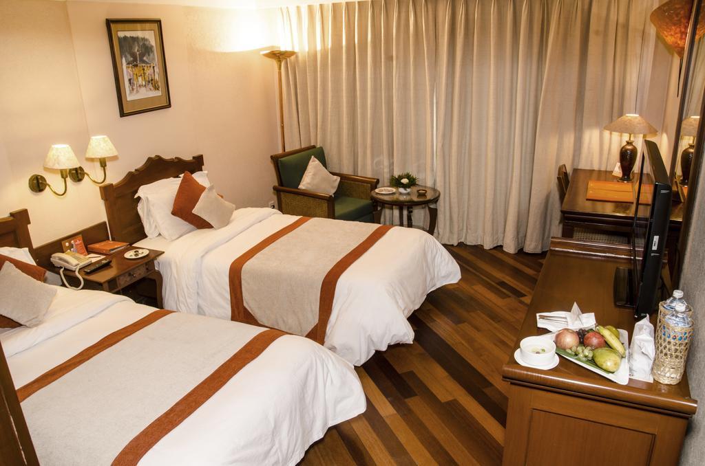 Hotel Shangri-la,