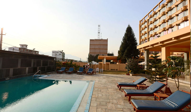 Hotel The Everest