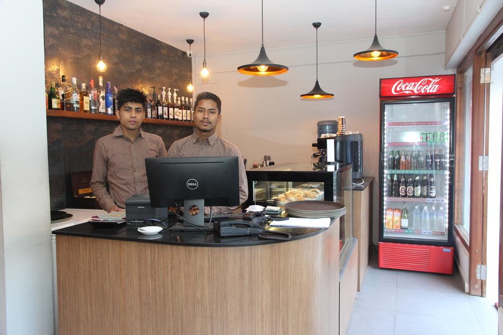 Potala Hotel 2*