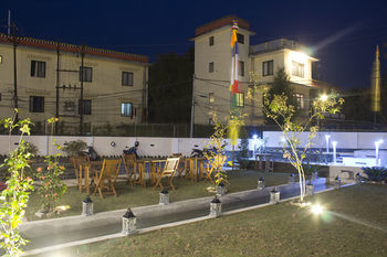 Hotel Harmika 4*