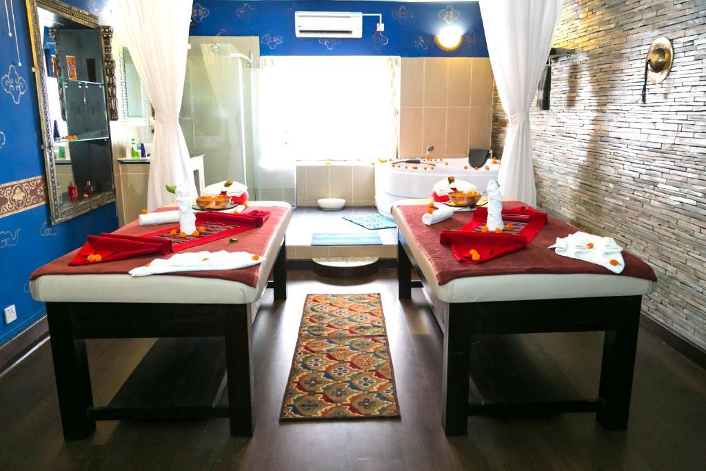 Tibet 4*