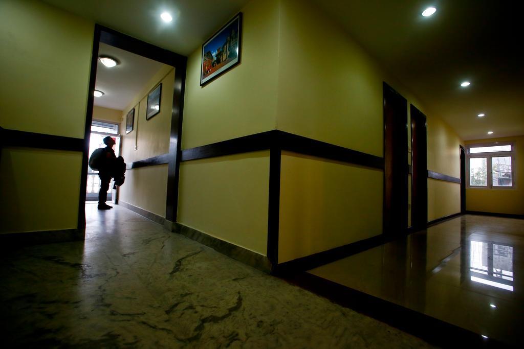 Nandini Hotel 2*