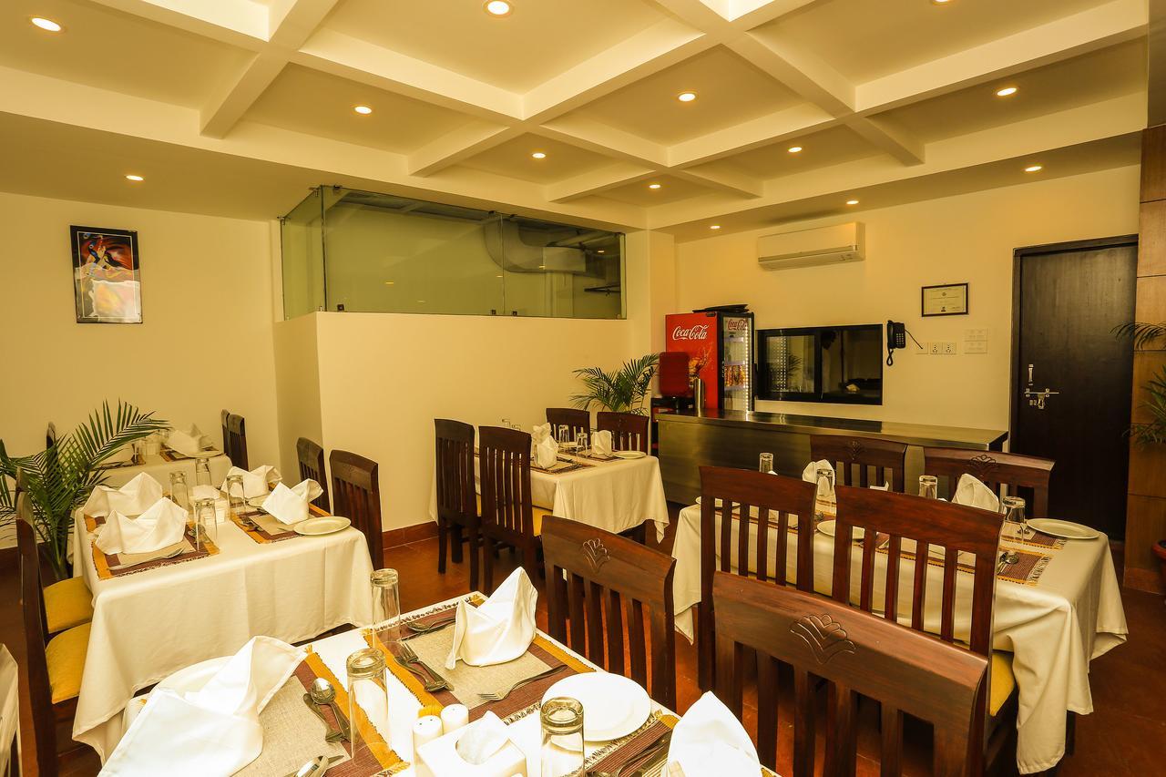 Hotel Jay Suites