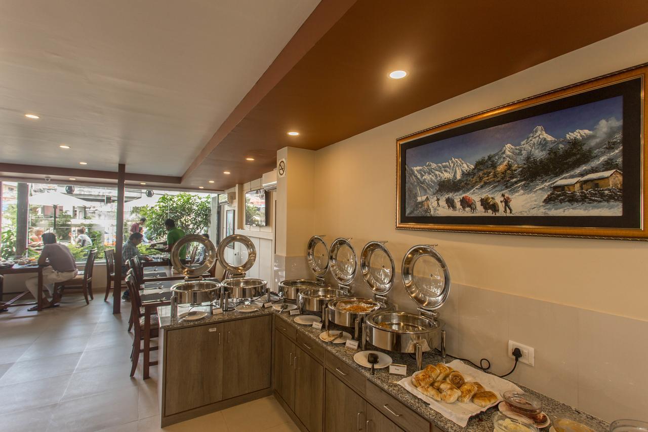 Oasis Hotel