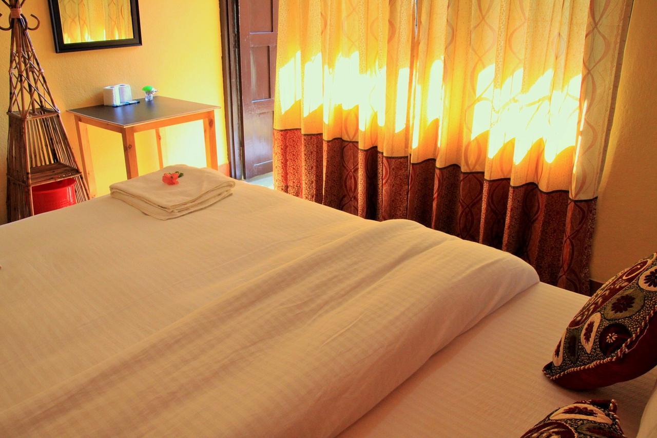 Kathmandu Village House 2* Catmandu