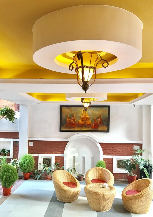 Dom Himalaya Hotel