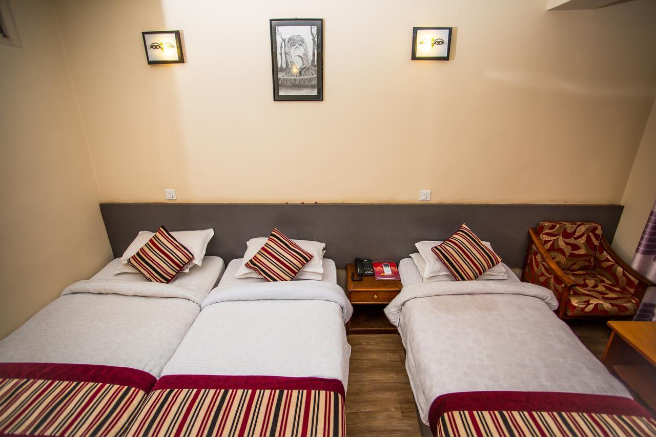 Hotel Crown Plaza 3*