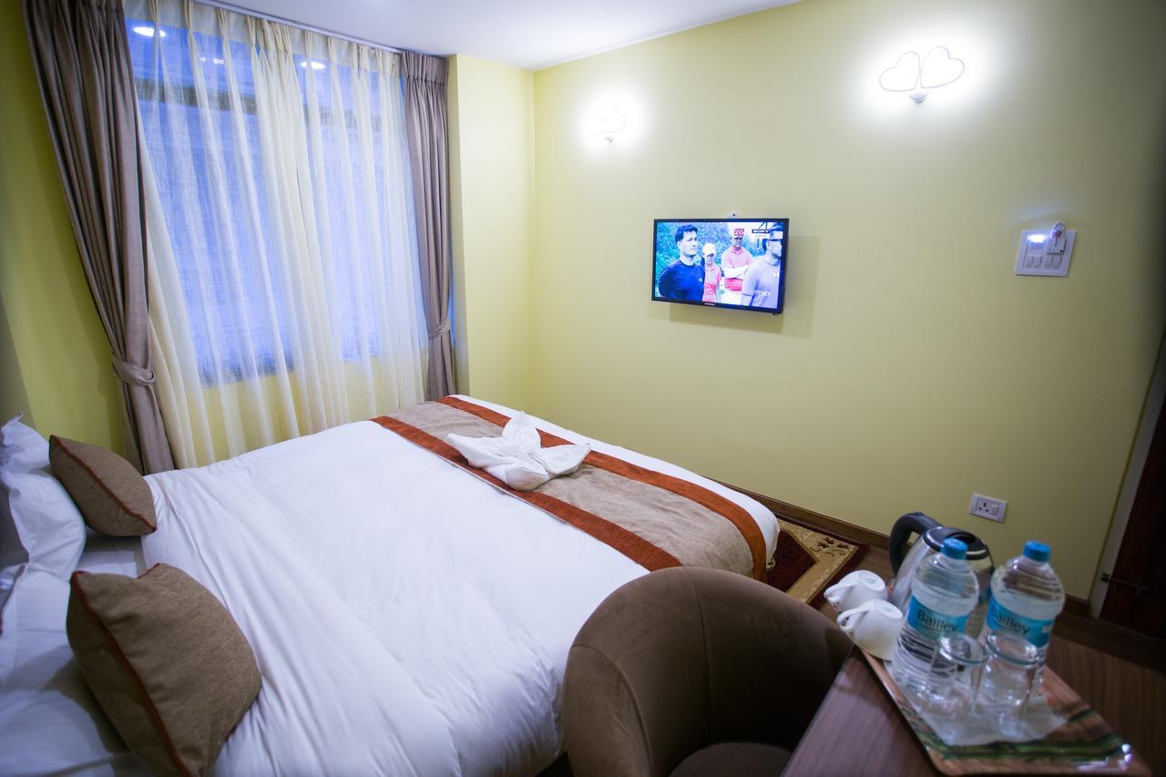 Hotel Rosemary Homes 3*