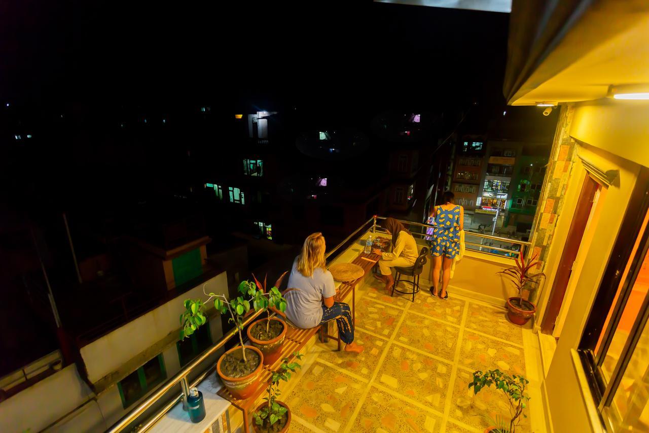 Hostel 8848