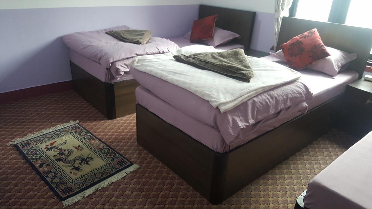 Royal Tourist House Bed & Breakfast 2*