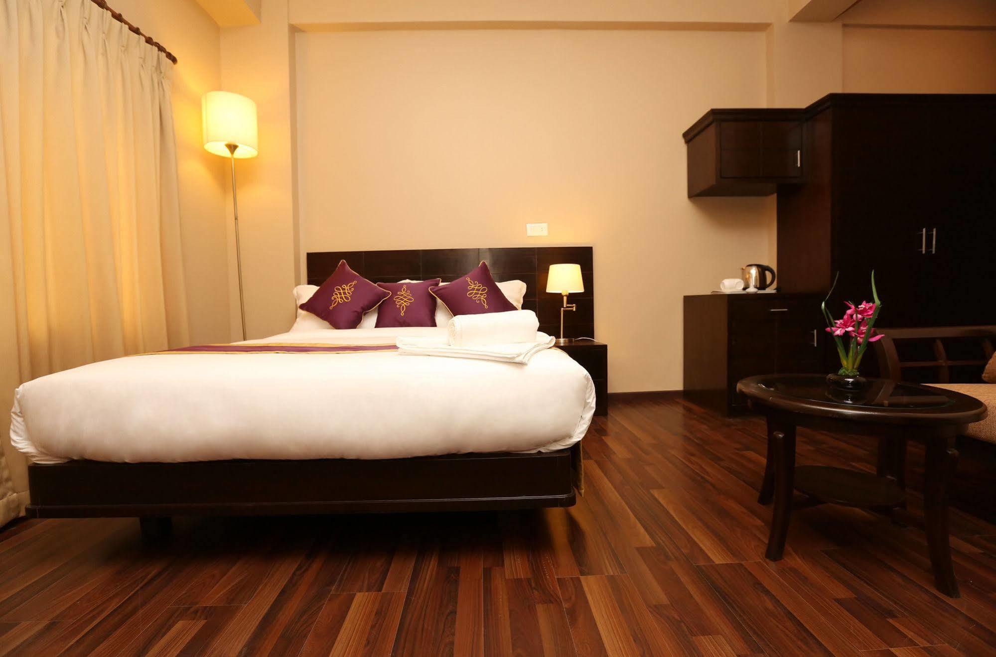 Hotel Harmika 4*