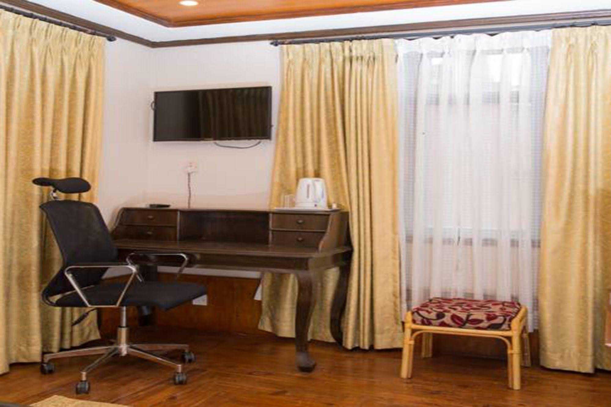 Hotel Ganesh Himal 3*